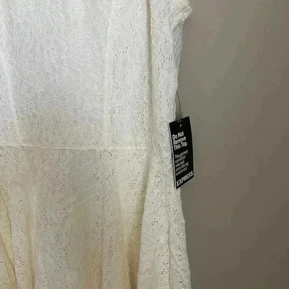 Express Cream Lace Dress Size Medium - Picture 12 of 15